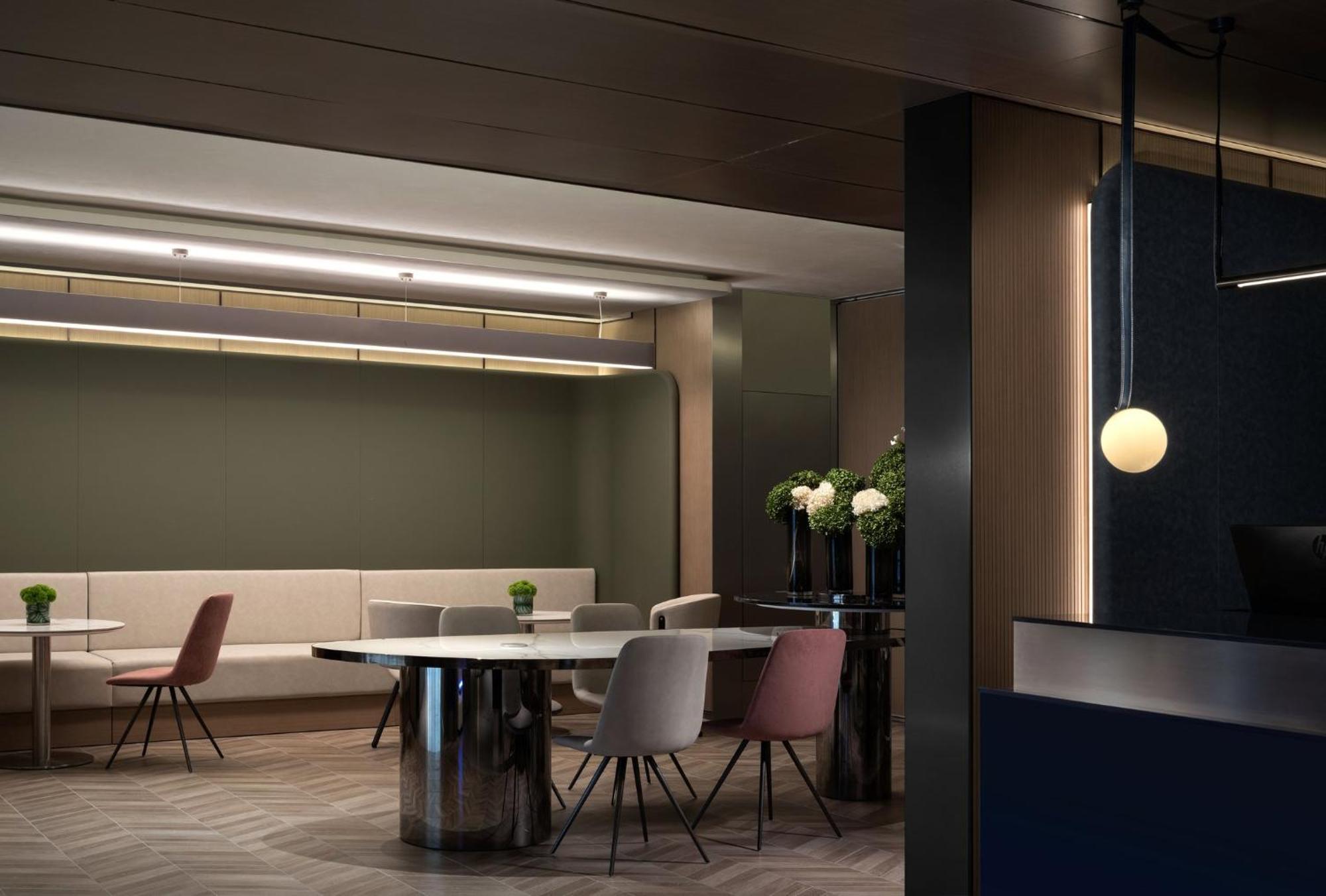 Holiday Inn Express Shanghai Jing'An Temple By Ihg Екстериор снимка